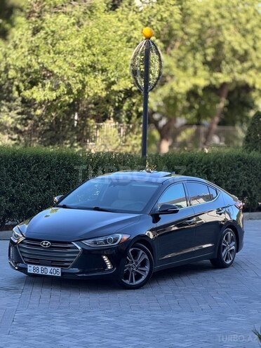 Hyundai Elantra-2