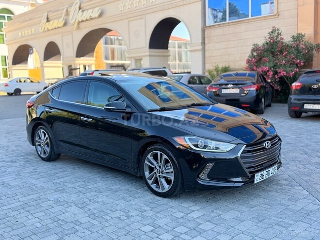 Hyundai Elantra-10