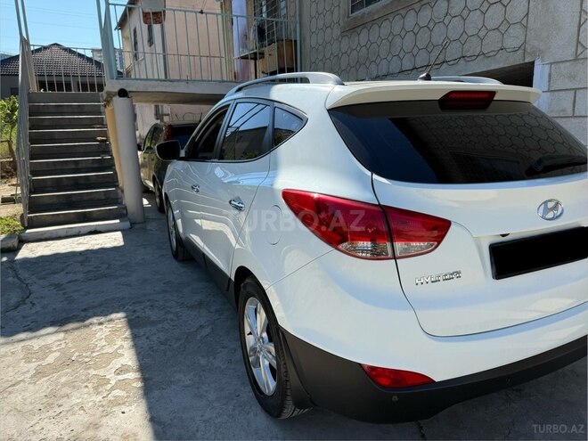 Hyundai ix35-4