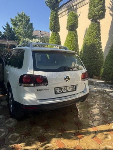 Volkswagen Touareg-10