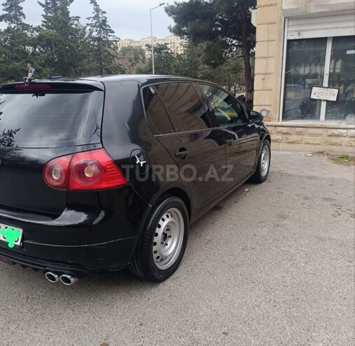 Volkswagen Golf-2