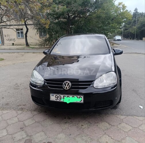 Volkswagen Golf-1