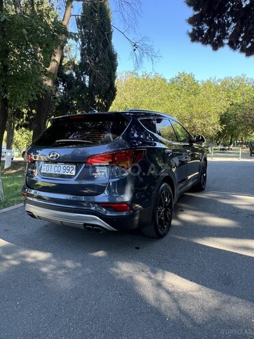 Hyundai Santa Fe-4