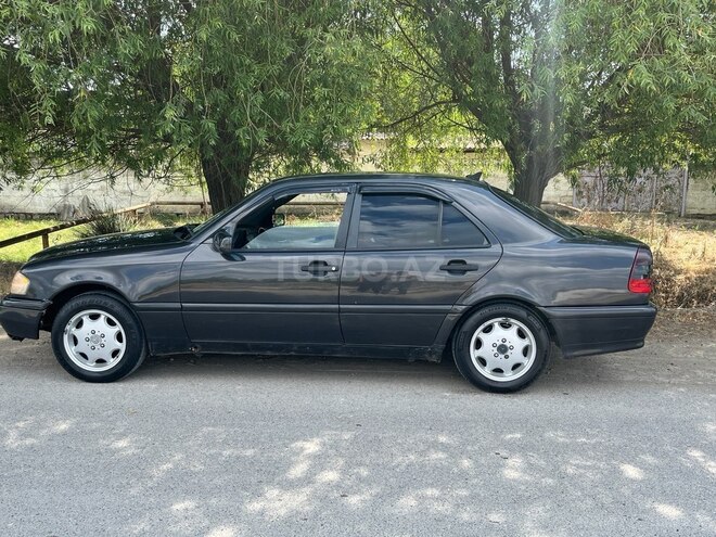 Mercedes C 180-8