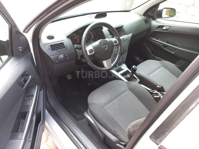 Opel Astra-16