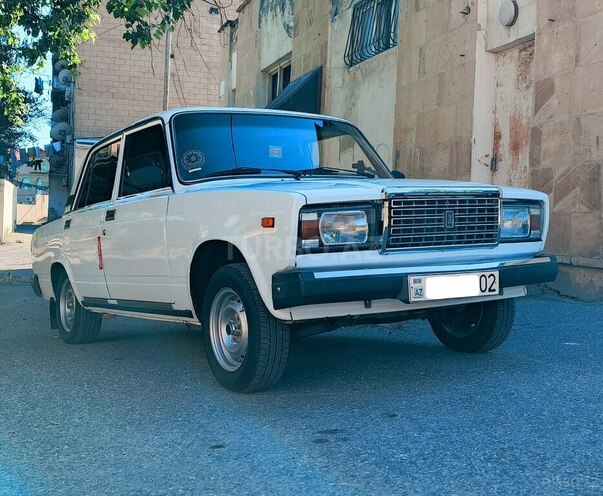 LADA (VAZ) 2107-1