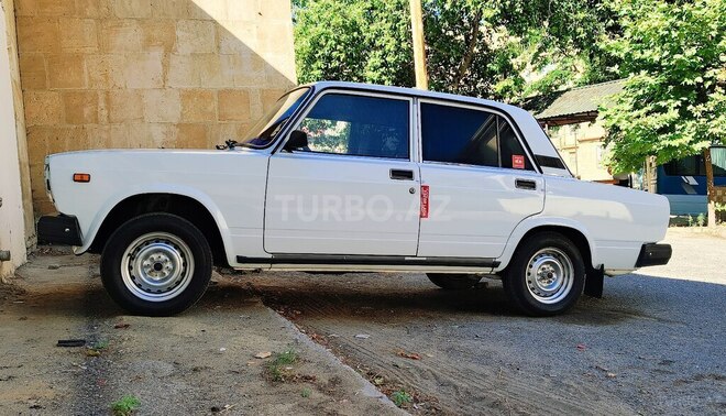 LADA (VAZ) 2107-6