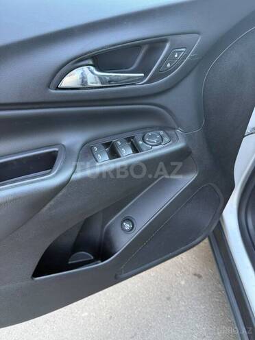 Chevrolet Equinox-15