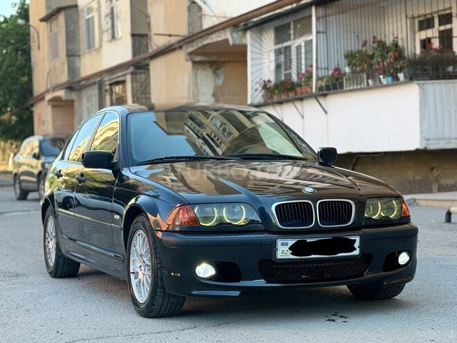 BMW 318-9