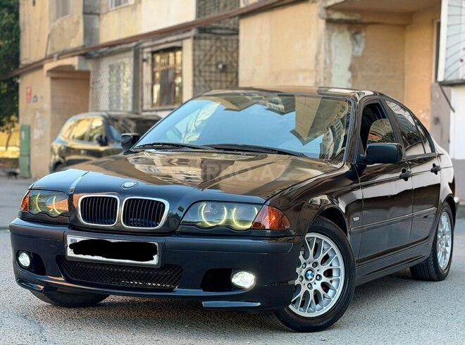 BMW 318-2