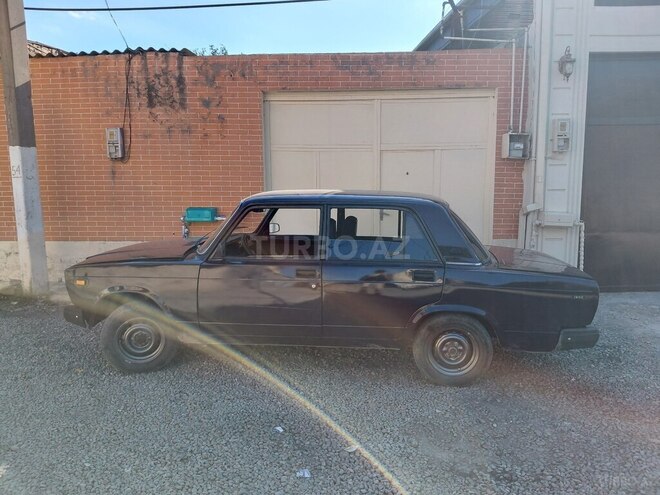 LADA (VAZ) 2107-4