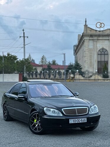Mercedes S 320-1