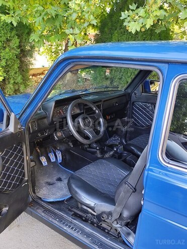 LADA (VAZ) Niva-4
