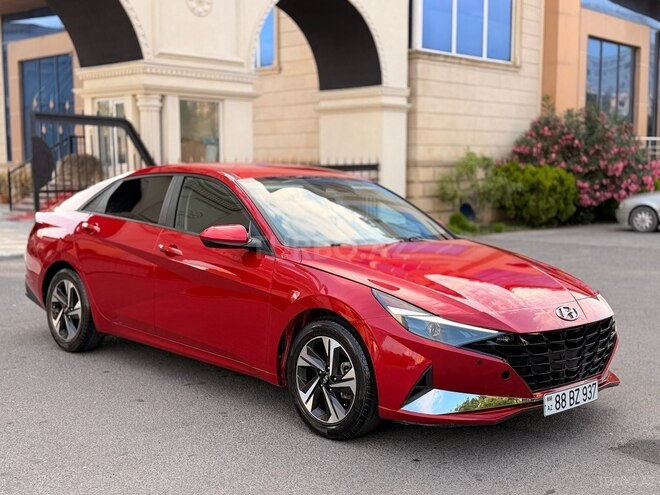 Hyundai Elantra-10