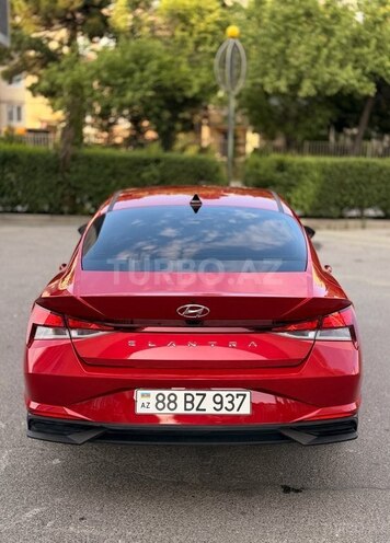 Hyundai Elantra-7