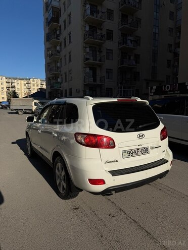 Hyundai Santa Fe-4