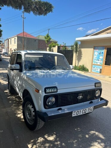 LADA (VAZ) Niva-3