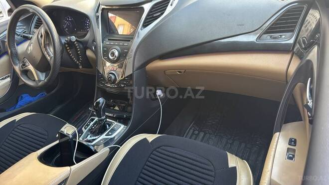 Hyundai Grandeur-7