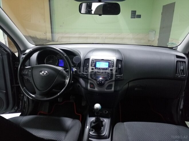 Hyundai i30-3