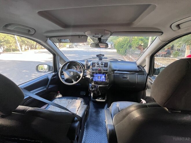 Mercedes Viano-4