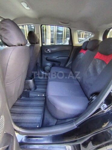 Nissan Note-7