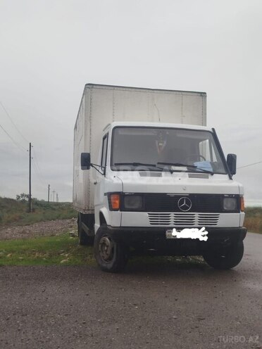 Mercedes 410 D-5