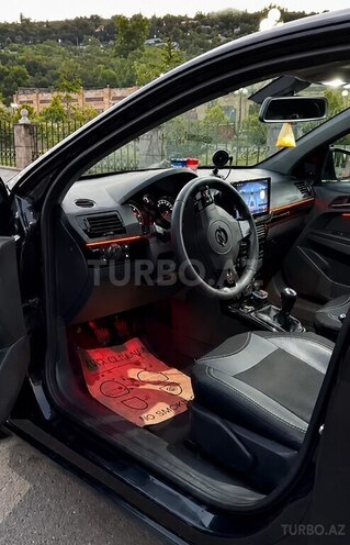 Opel Astra-12