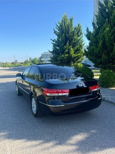 Hyundai Sonata-8