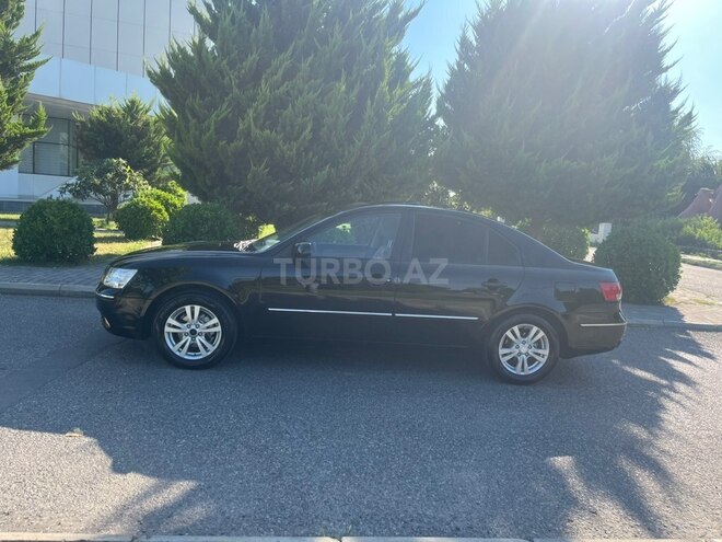 Hyundai Sonata-6