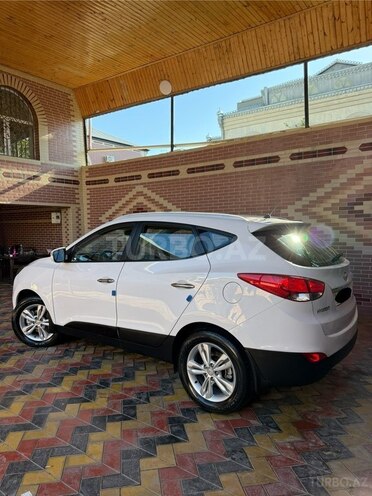 Hyundai ix35-4