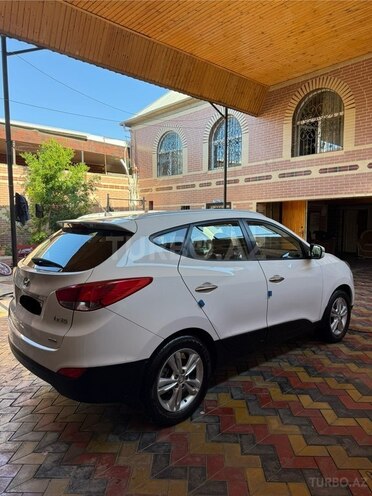 Hyundai ix35-5