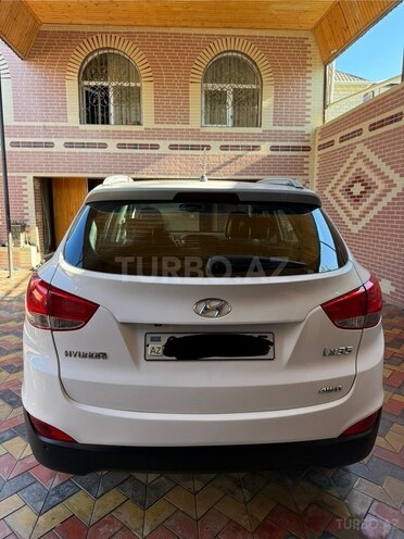 Hyundai ix35-6
