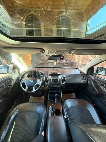 Hyundai ix35-13