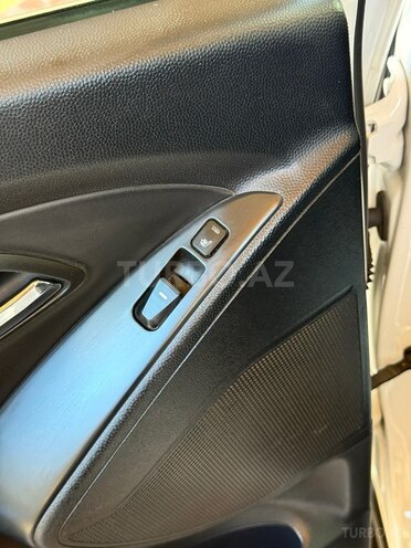 Hyundai ix35-20