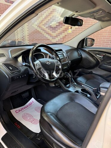 Hyundai ix35-14