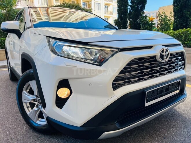 Toyota RAV4-3