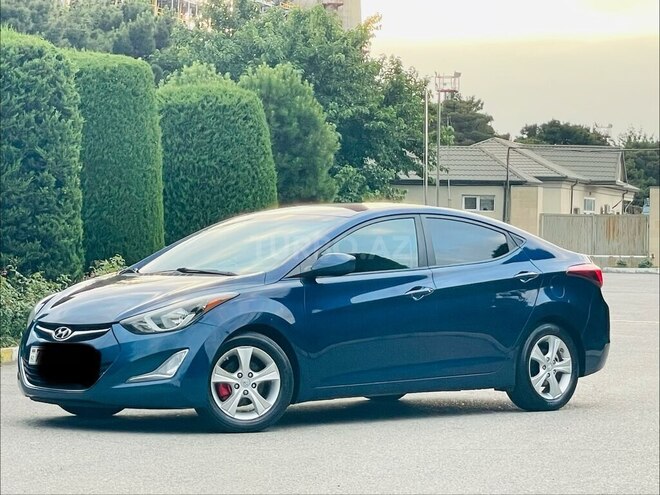 Hyundai Elantra-7