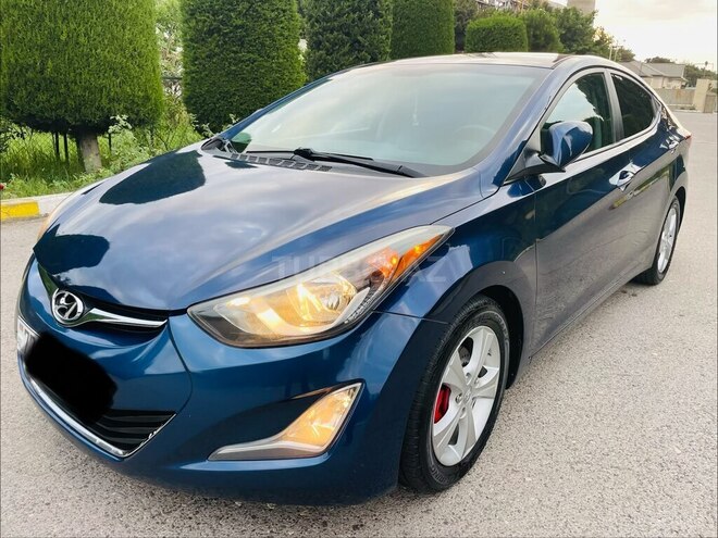 Hyundai Elantra-2