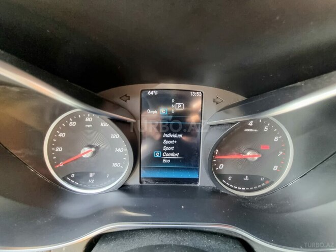 Mercedes C 300-11