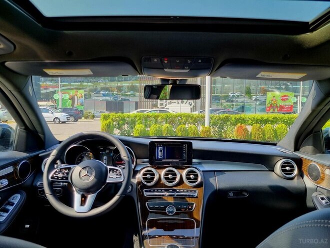 Mercedes C 300-10
