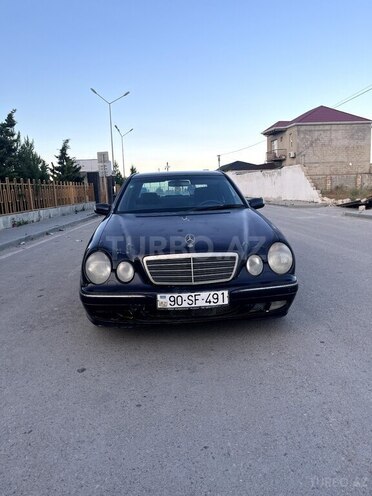 Mercedes E 220-6