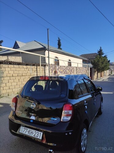 Nissan March-5