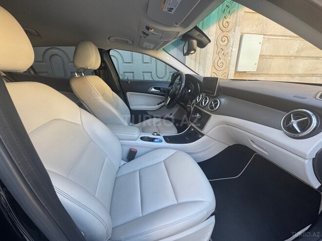 Mercedes GLA 250 4MATIC-5