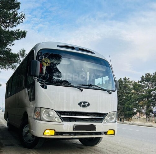 Hyundai County-4