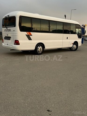 Hyundai County-3