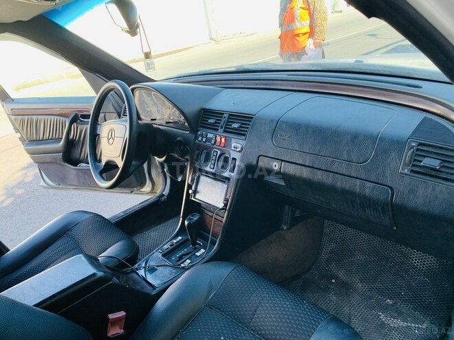 Mercedes C 250-6