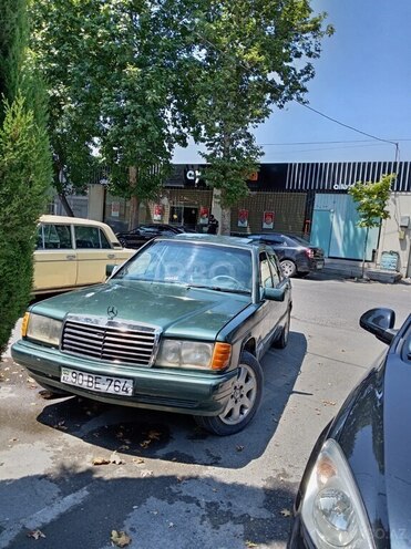 Mercedes 190-1