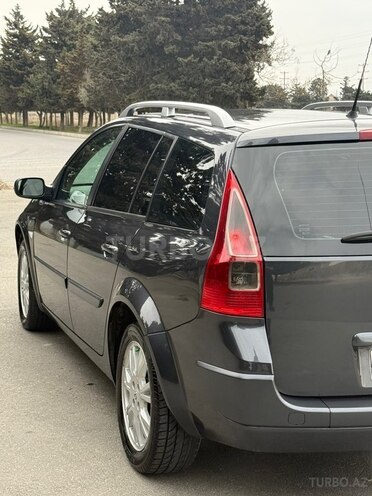 Renault Megane-6