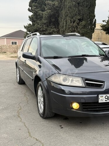 Renault Megane-7