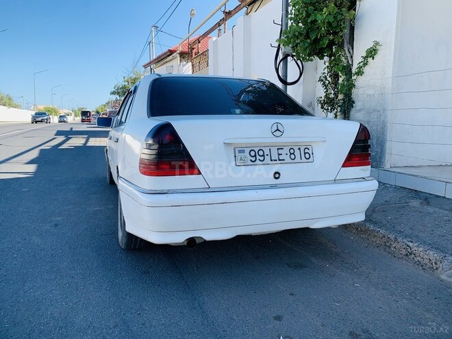 Mercedes C 250-10